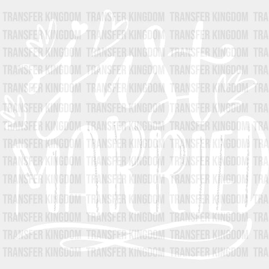 Just Married Heart Design - Honeymoon Iron On Dtf Transfer Unisex S & M (10’’) / Light Color